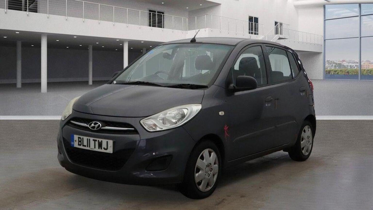 Used Hyundai i10 2011 for sale - 78098290: Photo 4