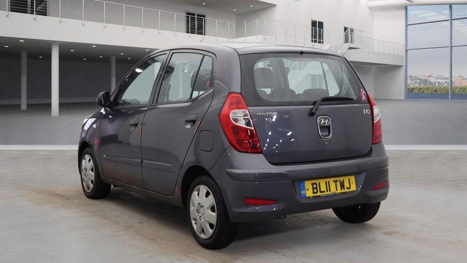 Used Hyundai i10 2011 for sale - 78098290: Photo 5