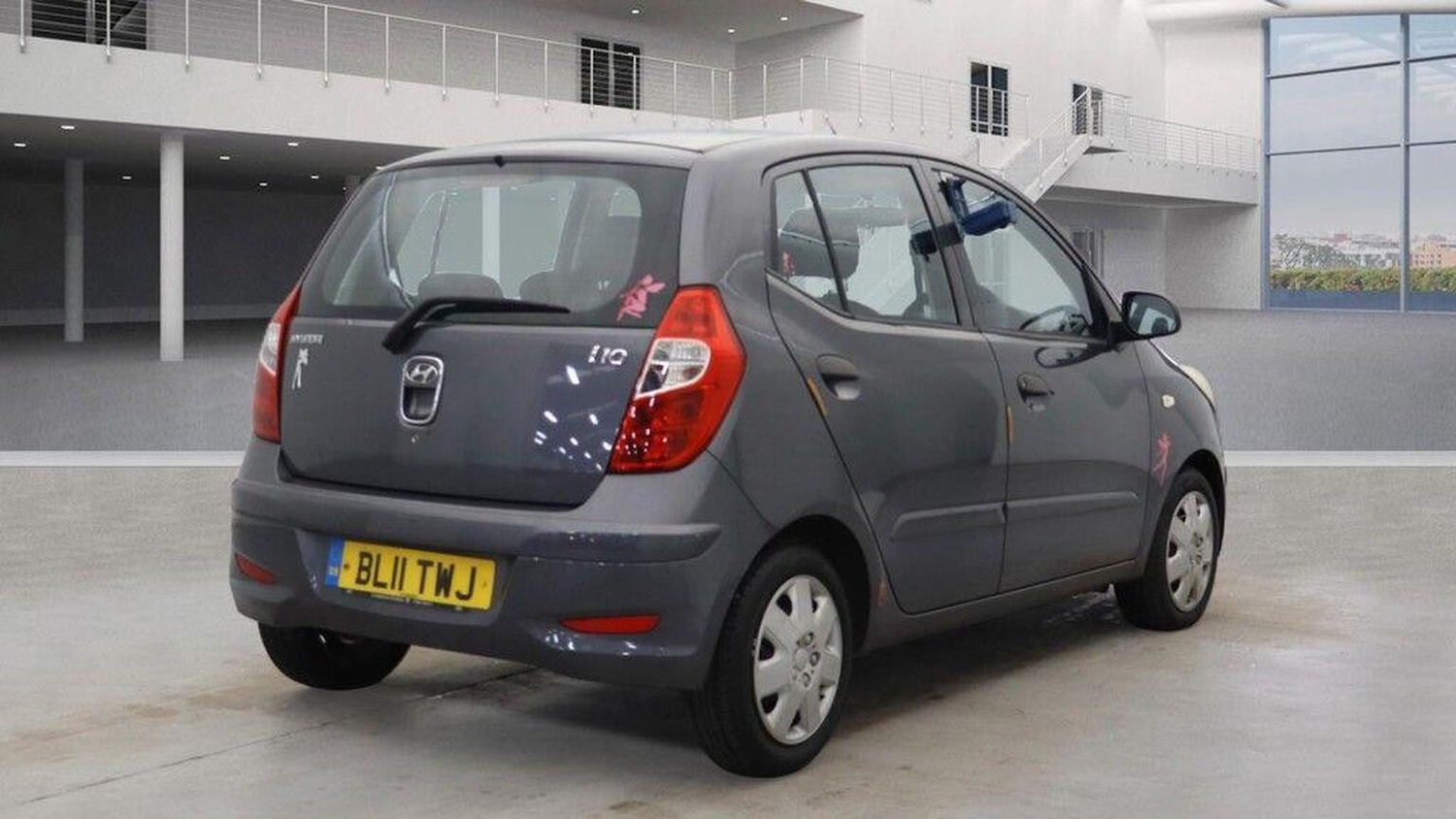 Used Hyundai i10 2011 for sale - 78098290: Photo 6