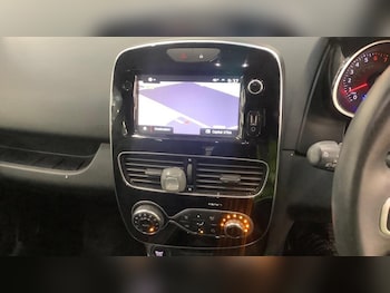 Used Renault Clio 2017 for sale - 77080763: Photo