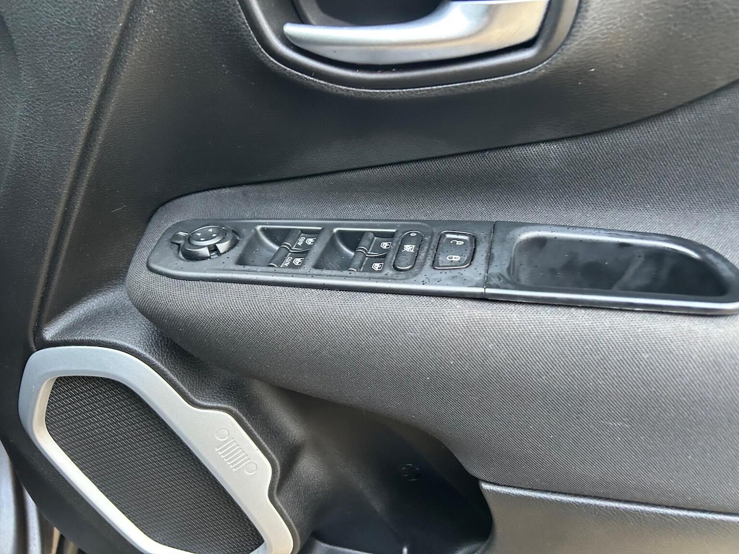 Used Jeep Renegade 2016 for sale - 77329102: Photo 19