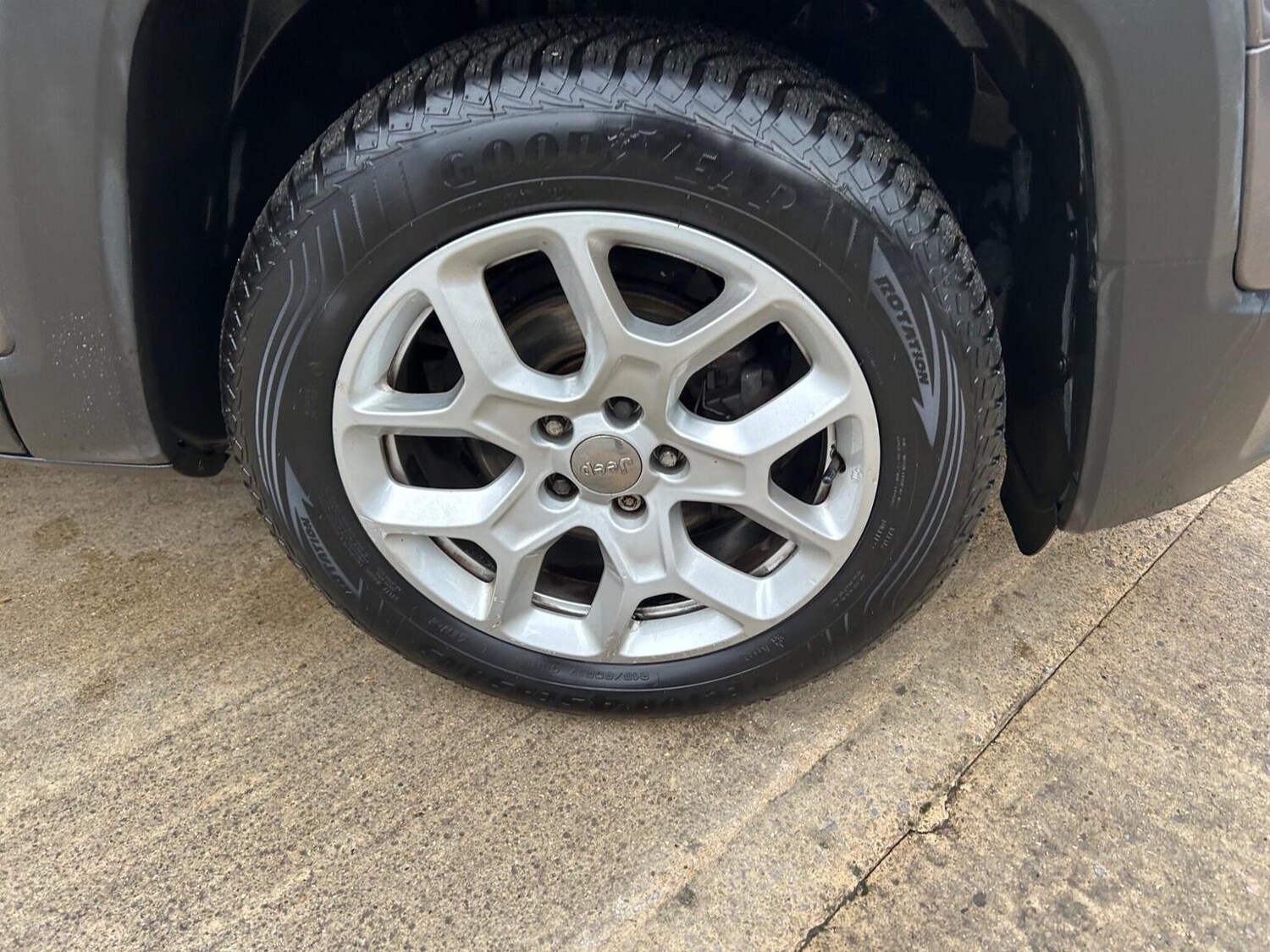 Used Jeep Renegade 2016 for sale - 77329102: Photo 28