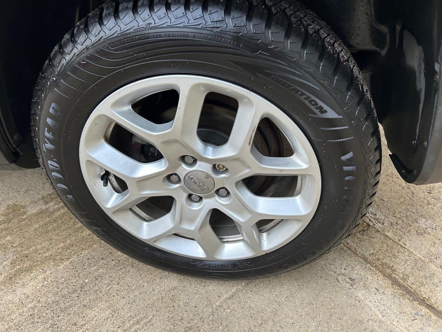 Used Jeep Renegade 2016 for sale - 77329102: Photo 30