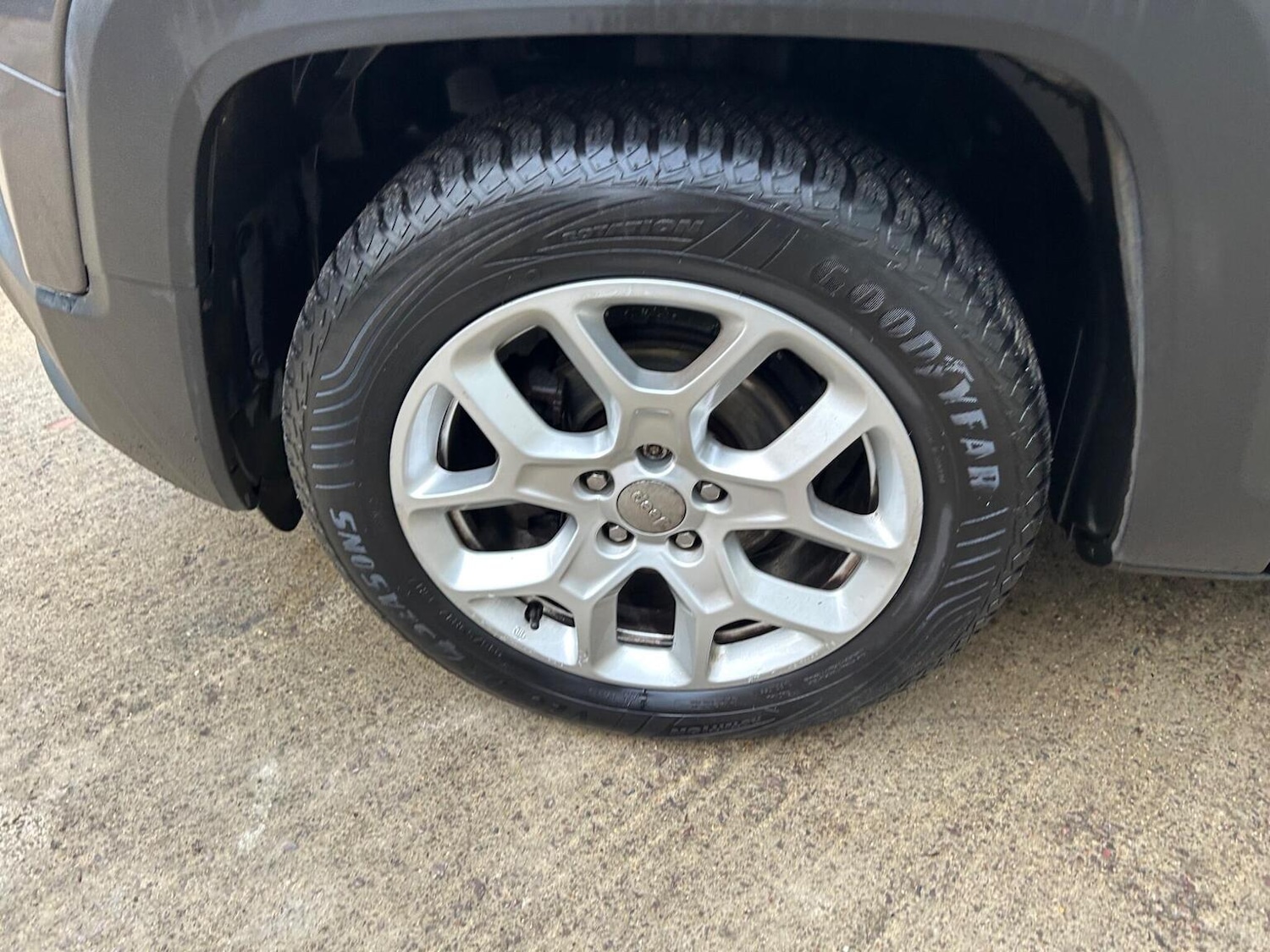 Used Jeep Renegade 2016 for sale - 77329102: Photo 31