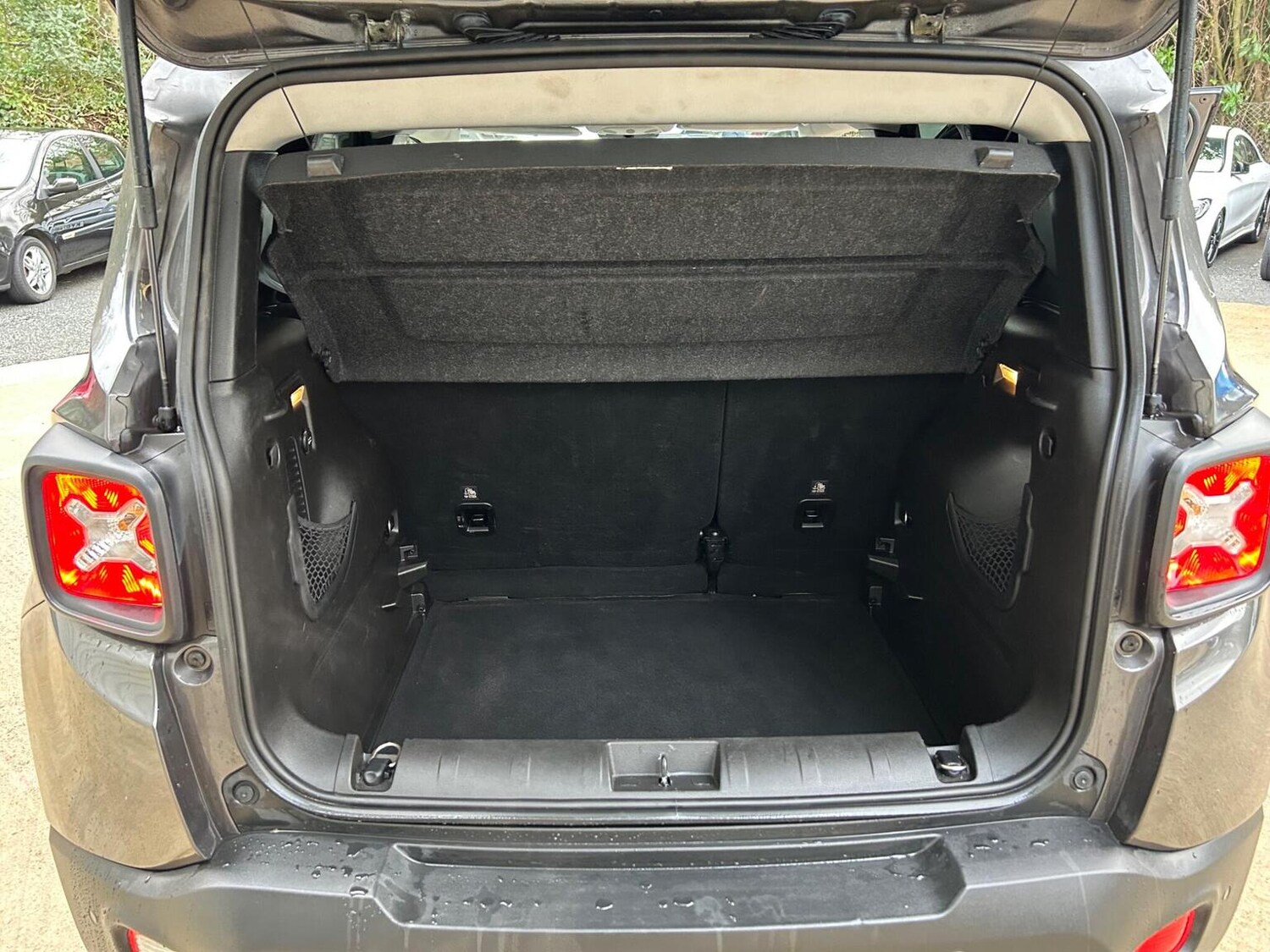 Used Jeep Renegade 2016 for sale - 77329102: Photo 35