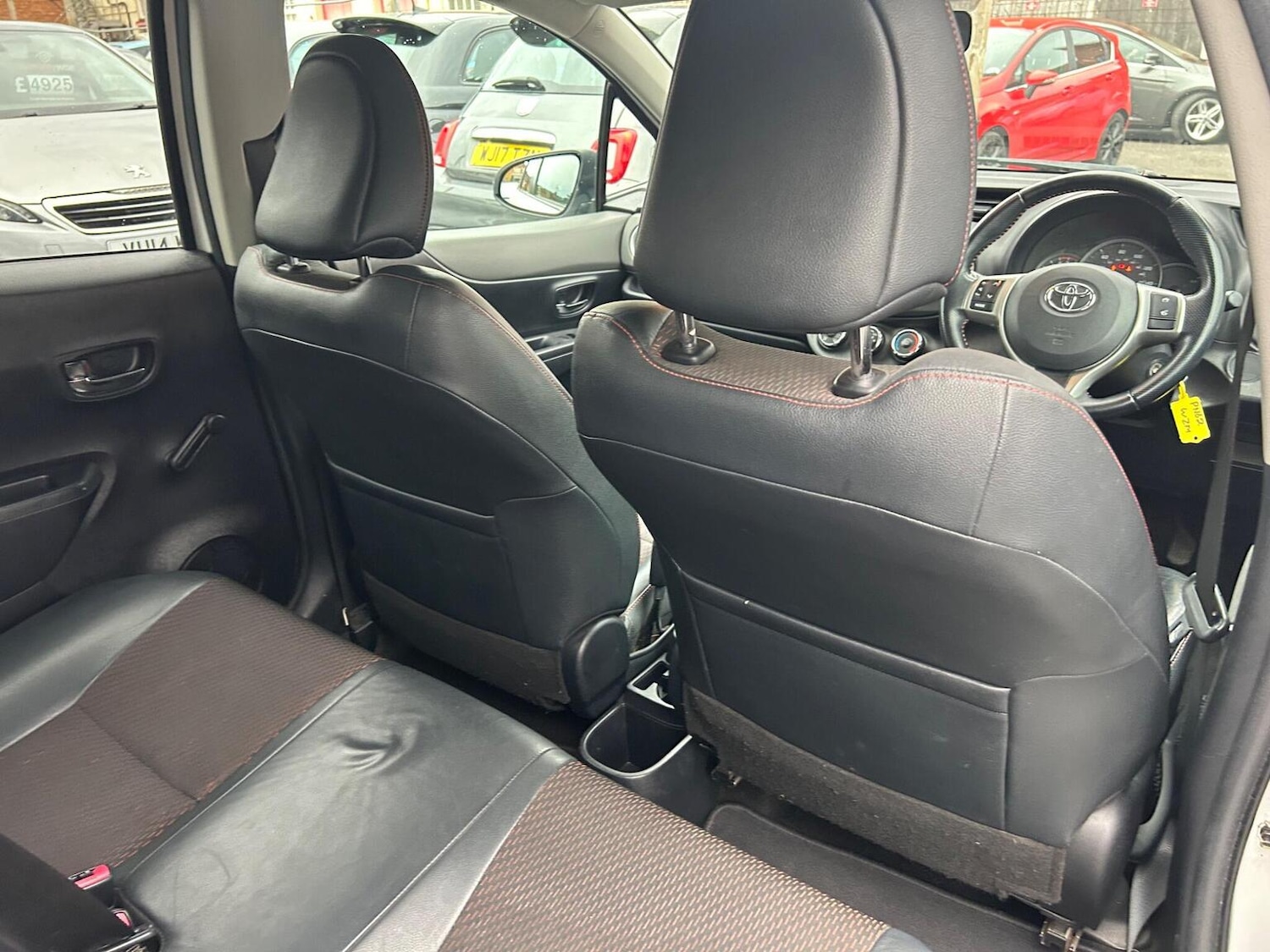 Used Toyota Yaris 2012 for sale - 76963269: Photo 16