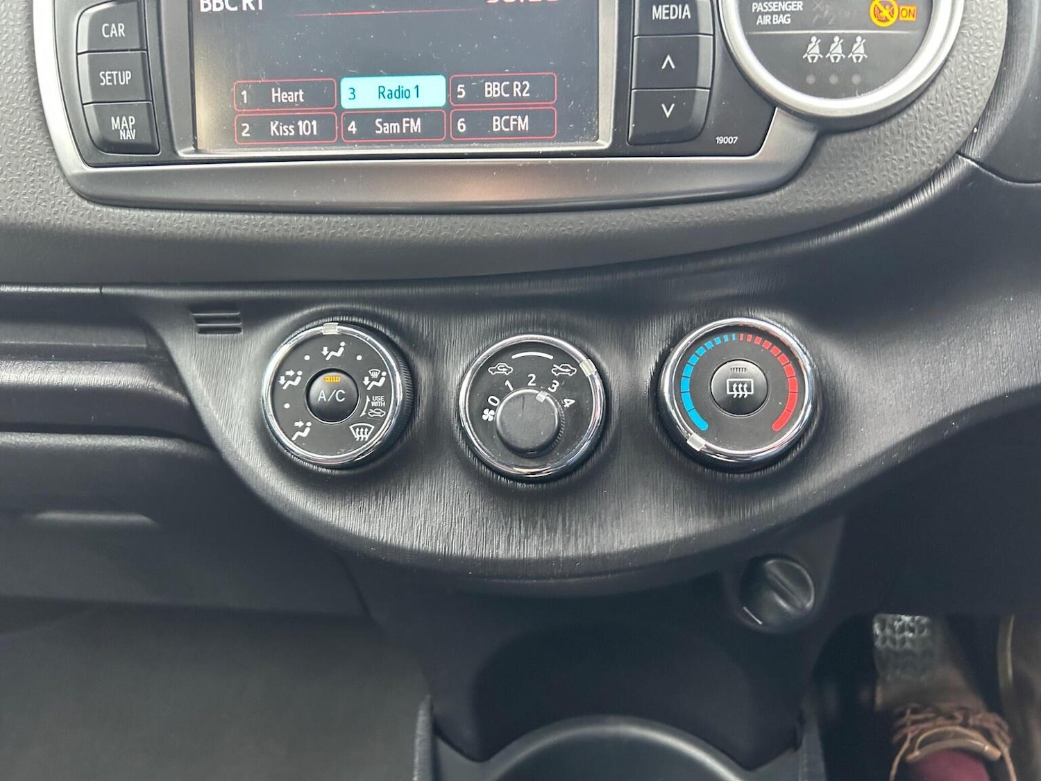 Used Toyota Yaris 2012 for sale - 76963269: Photo 20