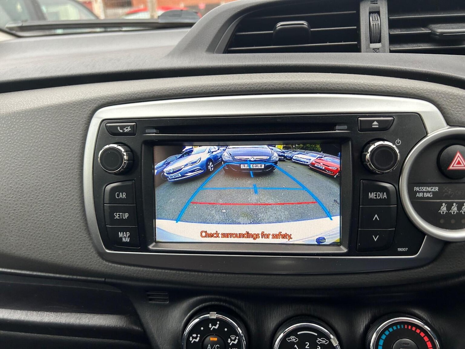 Used Toyota Yaris 2012 for sale - 76963269: Photo 30