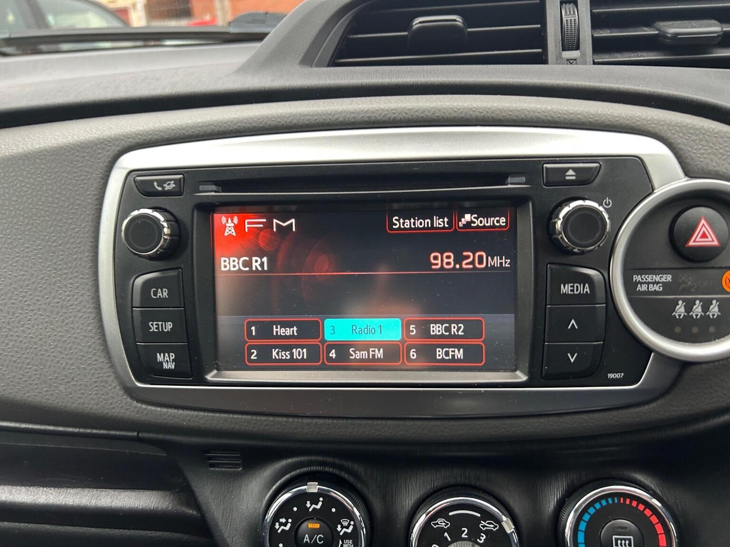 Used Toyota Yaris 2012 for sale - 76963269: Photo 31