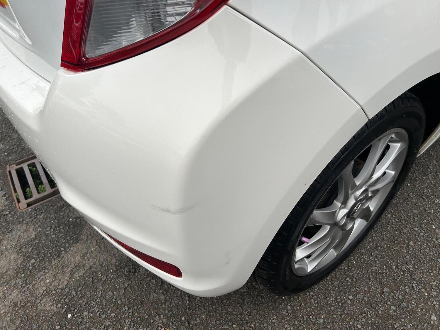 Used Toyota Yaris 2012 for sale - 76963269: Photo 44