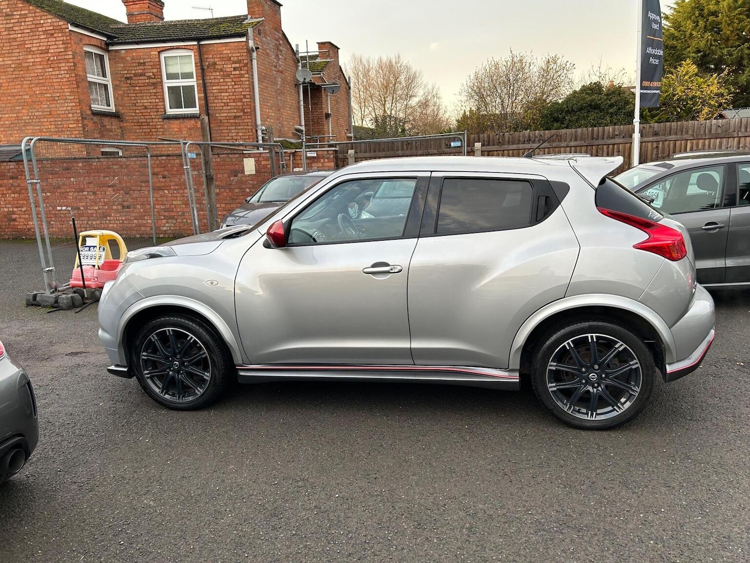 Used Nissan Juke 2014 for sale - 76963297: Photo 6