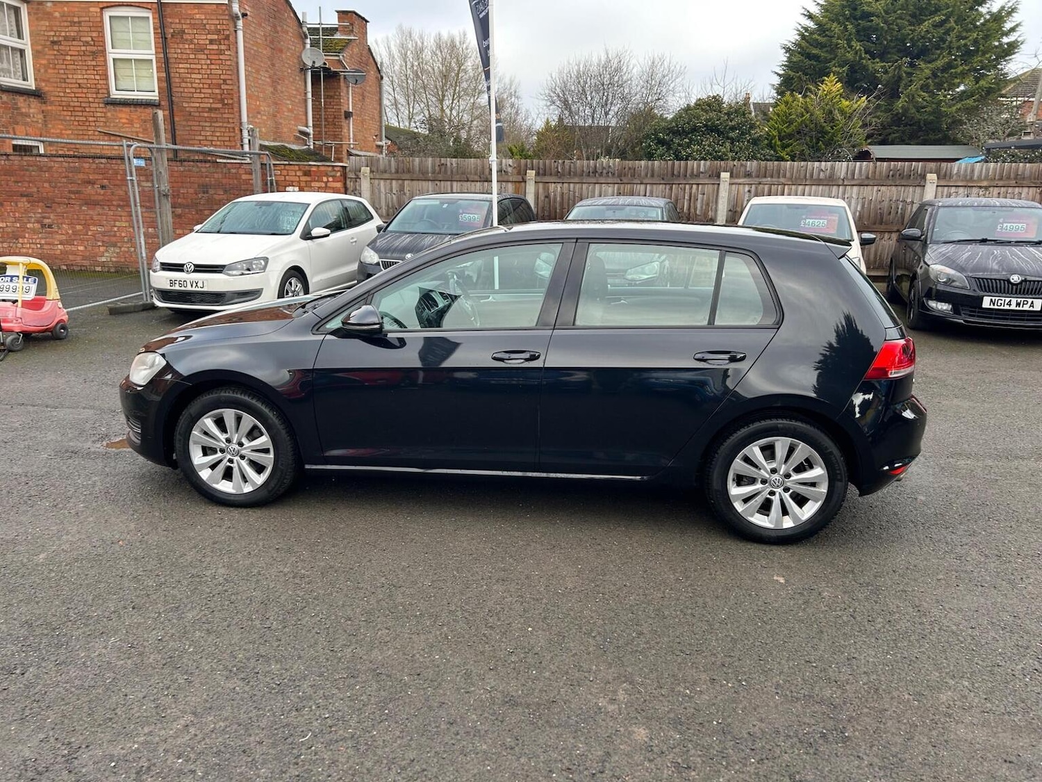 Used Volkswagen Golf 2014 for sale - 77395187: Photo 5