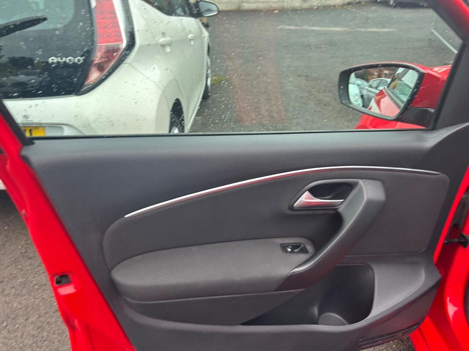 Used Volkswagen Polo 2016 for sale - 76963442: Photo 28