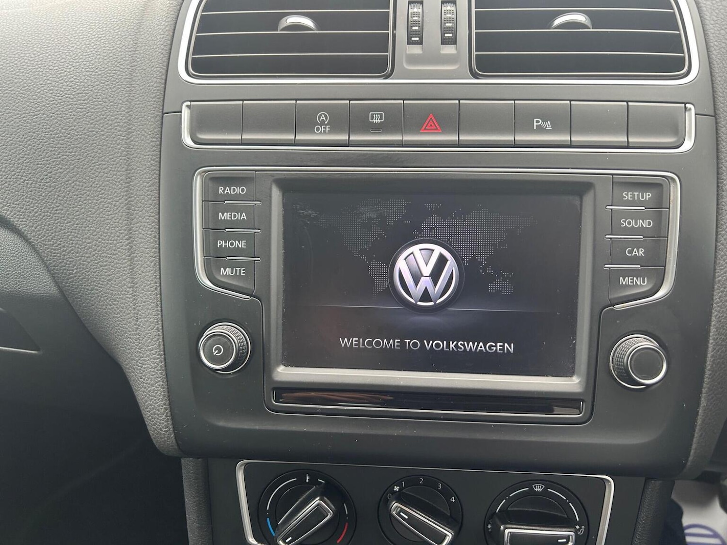 Used Volkswagen Polo 2016 for sale - 76963442: Photo 33