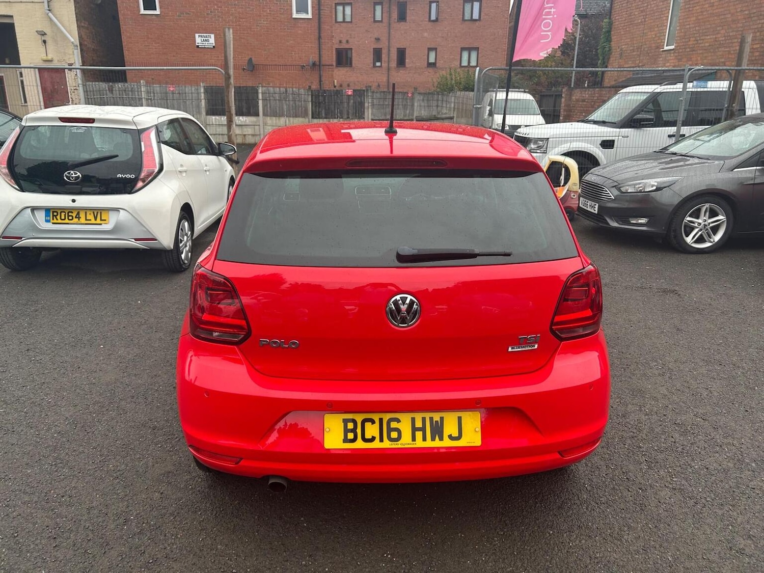 Used Volkswagen Polo 2016 for sale - 76963442: Photo 7