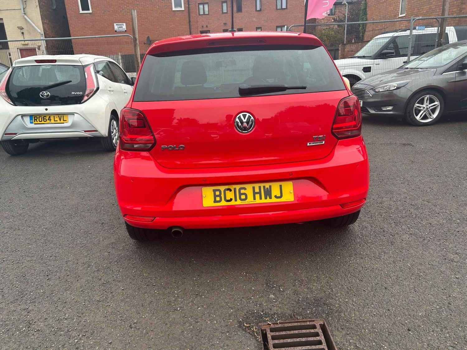 Used Volkswagen Polo 2016 for sale - 76963442: Photo 8