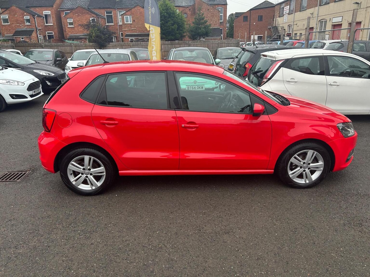 Used Volkswagen Polo 2016 for sale - 76963442: Photo 9