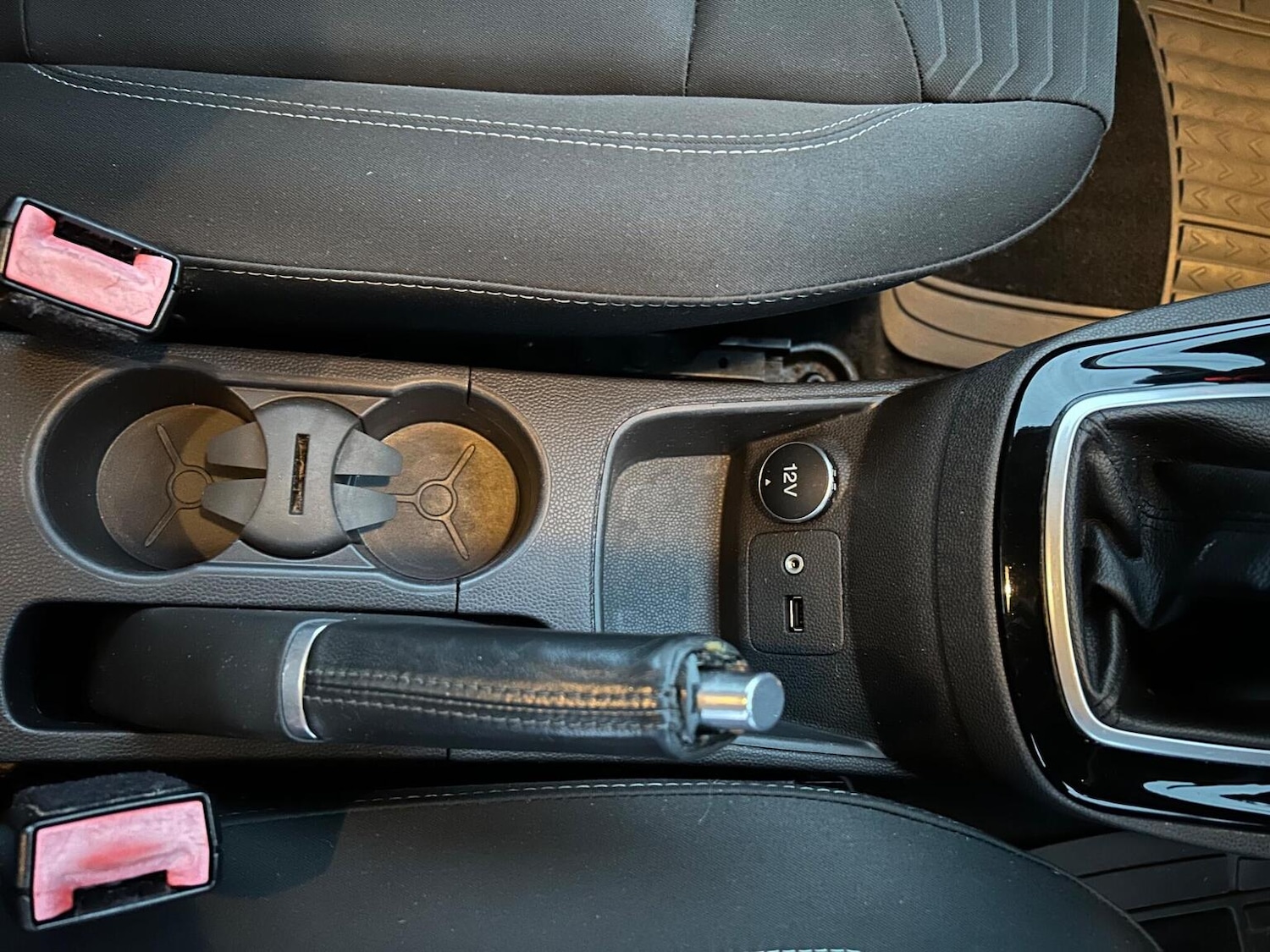 Used Ford Fiesta 2014 for sale - 76963455: Photo 12