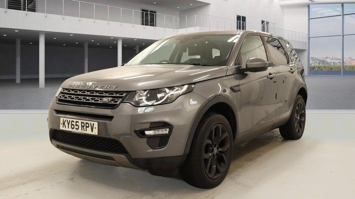 Used Land Rover Discovery Sport 2015 for sale - 78098109: Photo 5