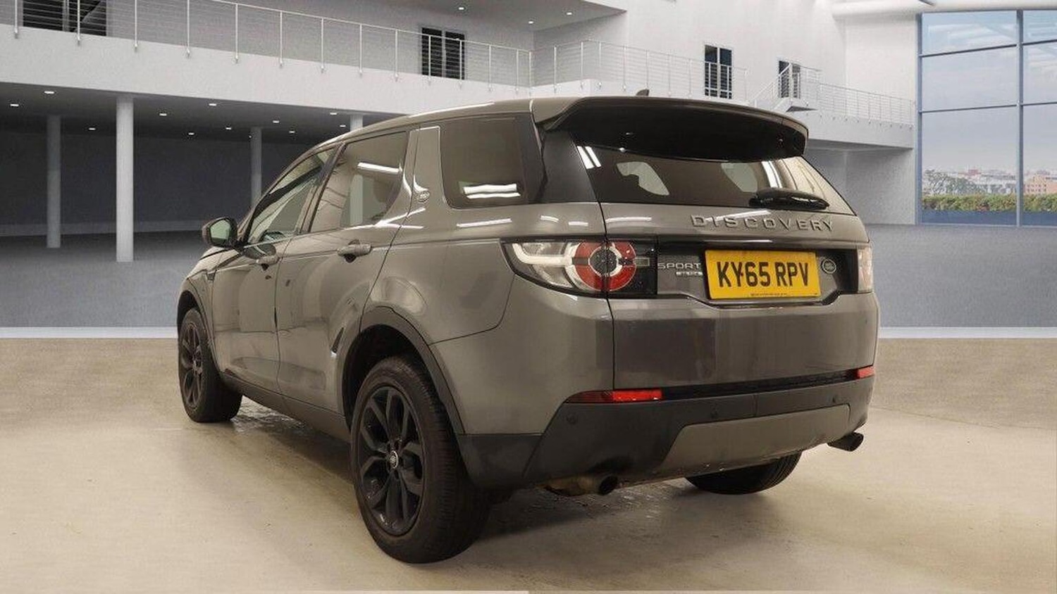 Used Land Rover Discovery Sport 2015 for sale - 78098109: Photo 6