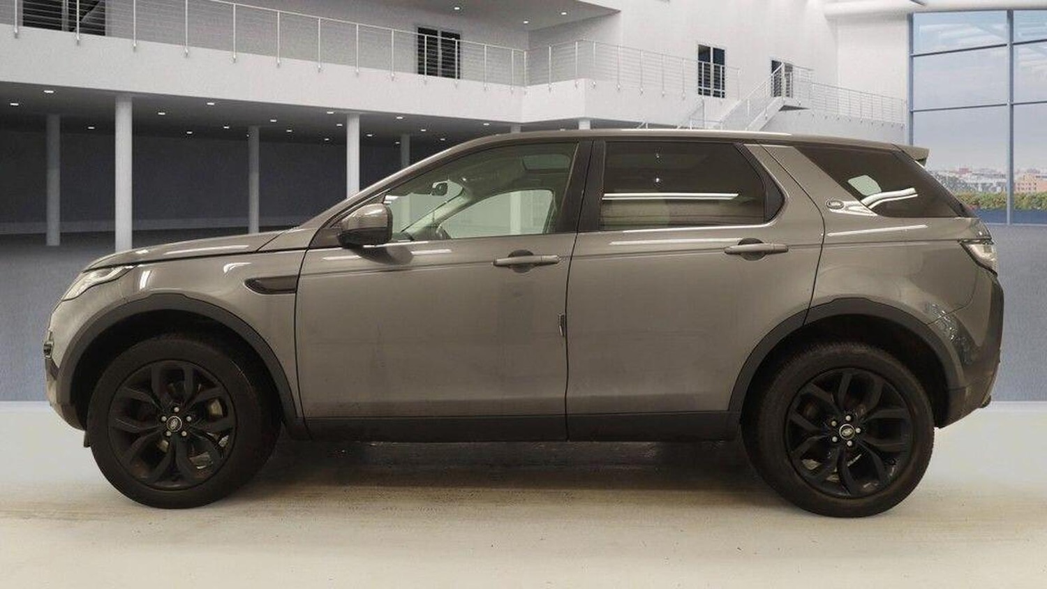 Used Land Rover Discovery Sport 2015 for sale - 78098109: Photo 9
