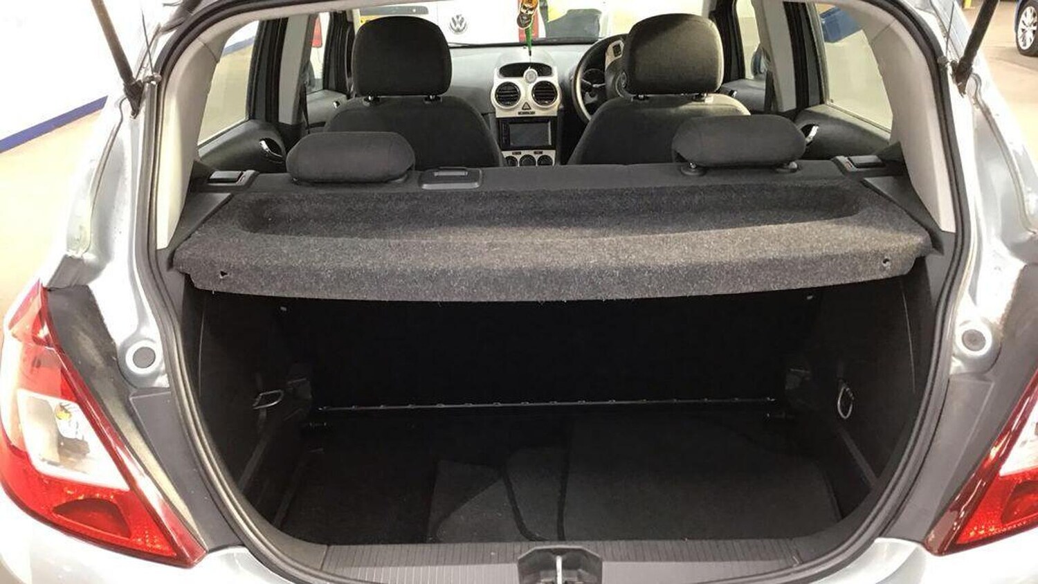 Used Vauxhall Corsa 2010 for sale - 77906588: Photo 10