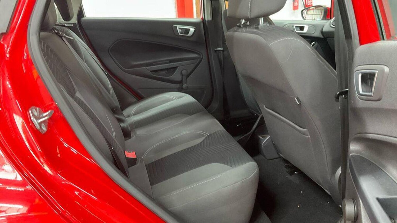 Used Ford Fiesta 2015 for sale - 77535932: Photo 9