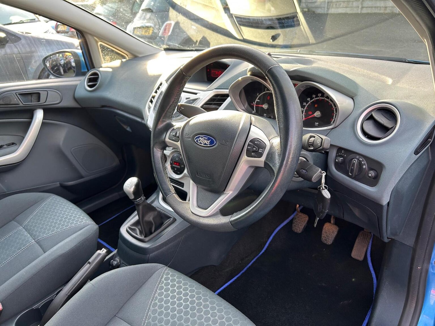 Used Ford Fiesta 2010 for sale - 76963308: Photo 11