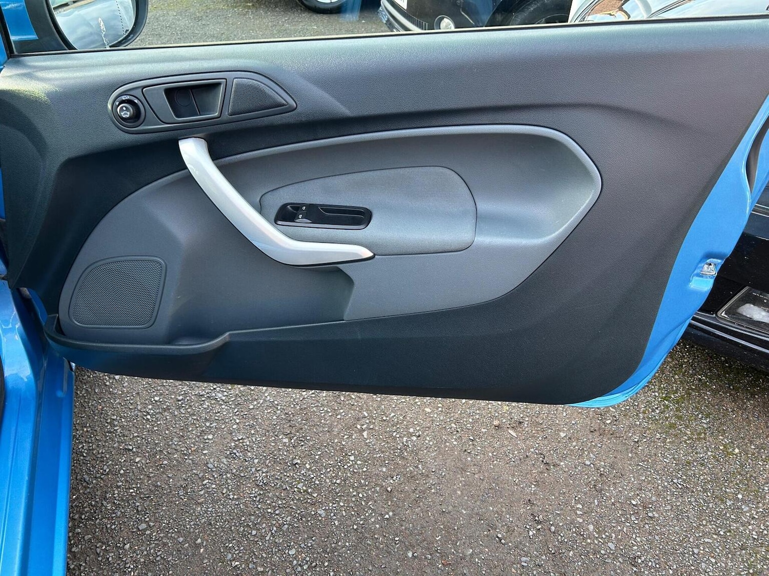 Used Ford Fiesta 2010 for sale - 76963308: Photo 25