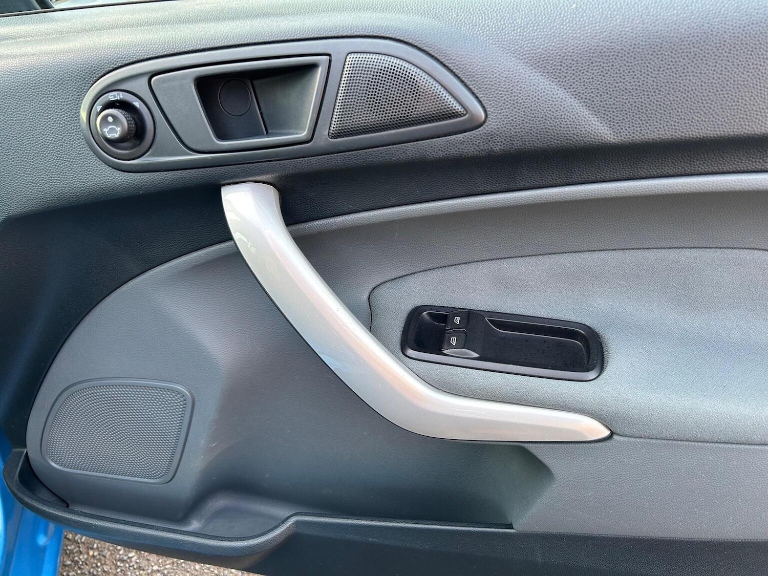 Used Ford Fiesta 2010 for sale - 76963308: Photo 26