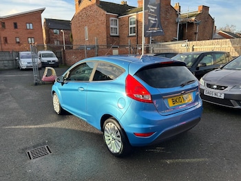 Used Ford Fiesta 2010 for sale - 76963308: Photo