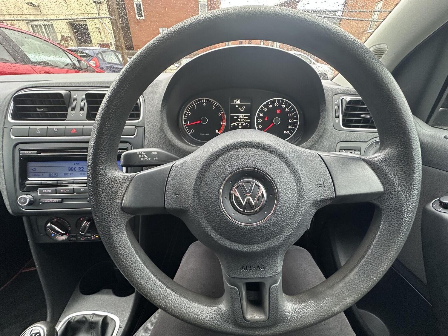 Used Volkswagen Polo 2009 for sale - 77350159: Photo 42