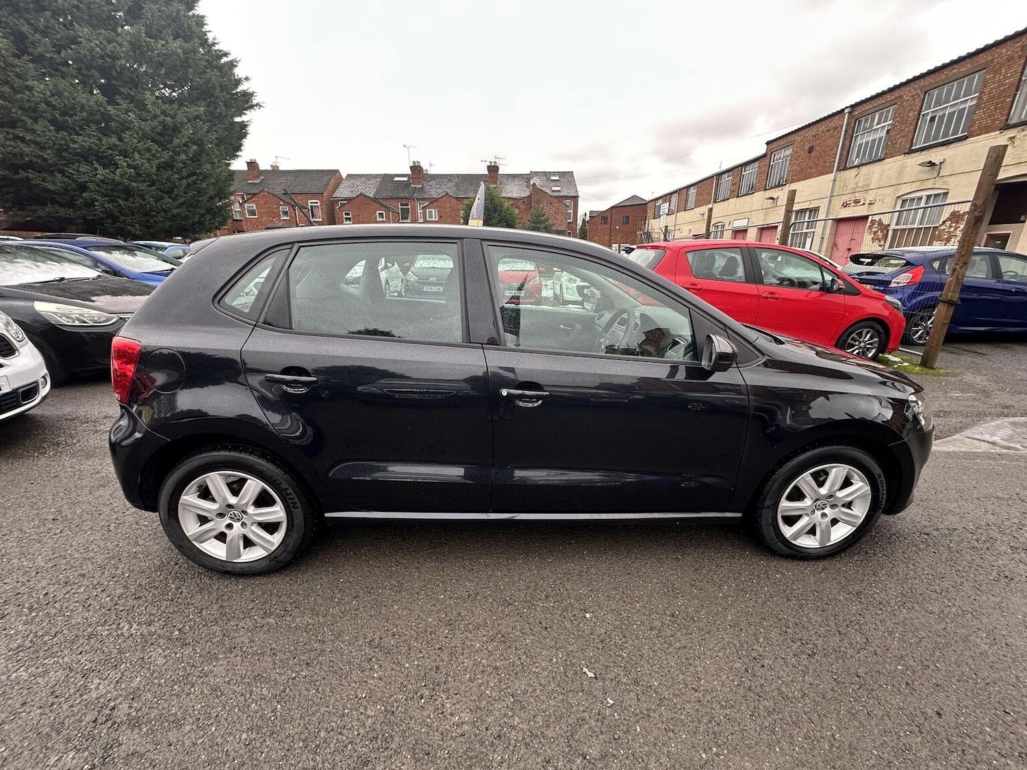 Used Volkswagen Polo 2009 for sale - 77350159: Photo 9