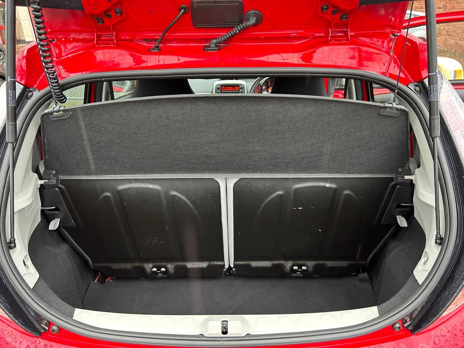 Used Toyota AYGO 2015 for sale - 76963454: Photo 34