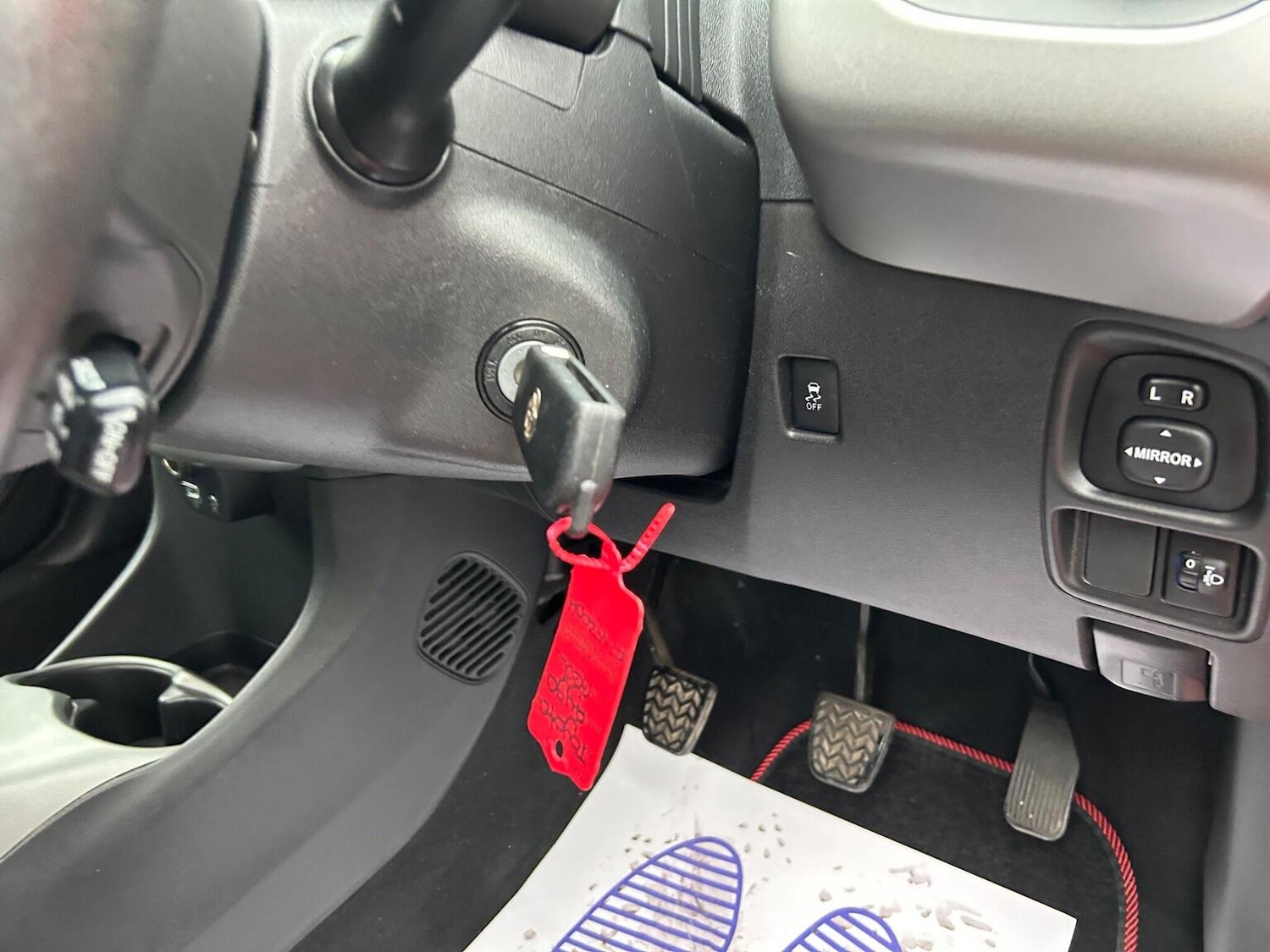 Used Toyota AYGO 2015 for sale - 76963454: Photo 45