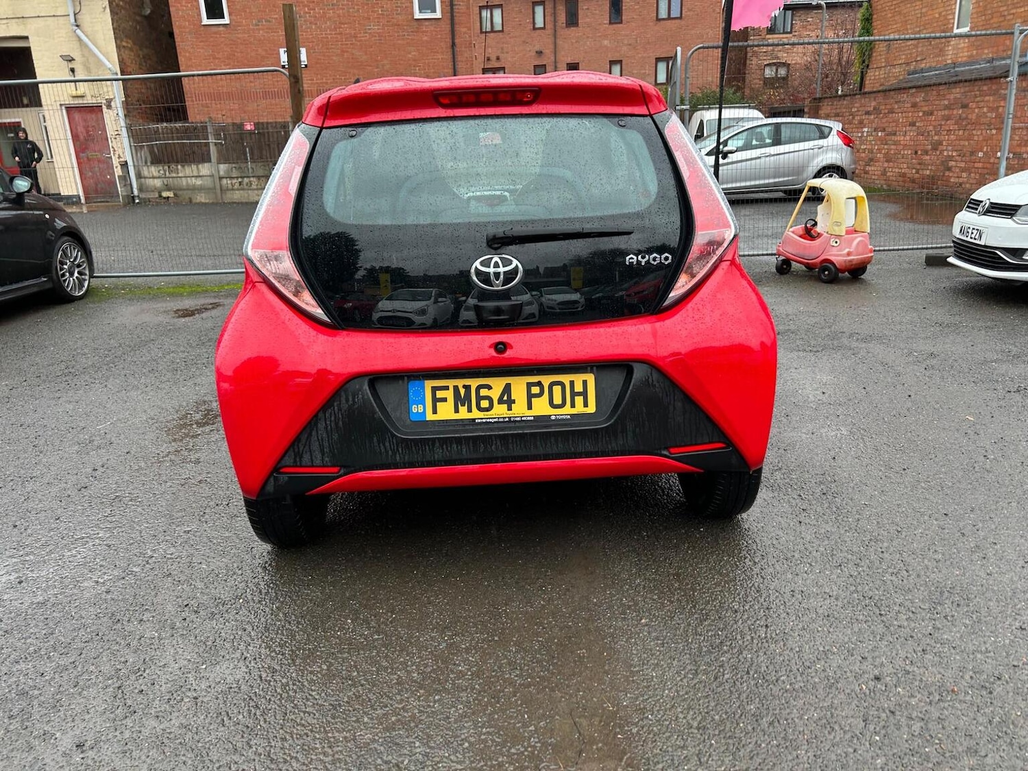 Used Toyota AYGO 2015 for sale - 76963454: Photo 8