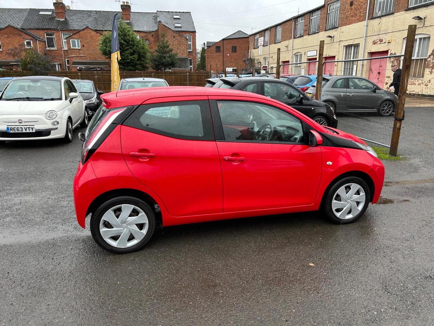 Used Toyota AYGO 2015 for sale - 76963454: Photo 9