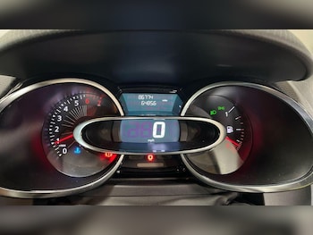 Used Renault Clio 2016 for sale - 78750613: Photo