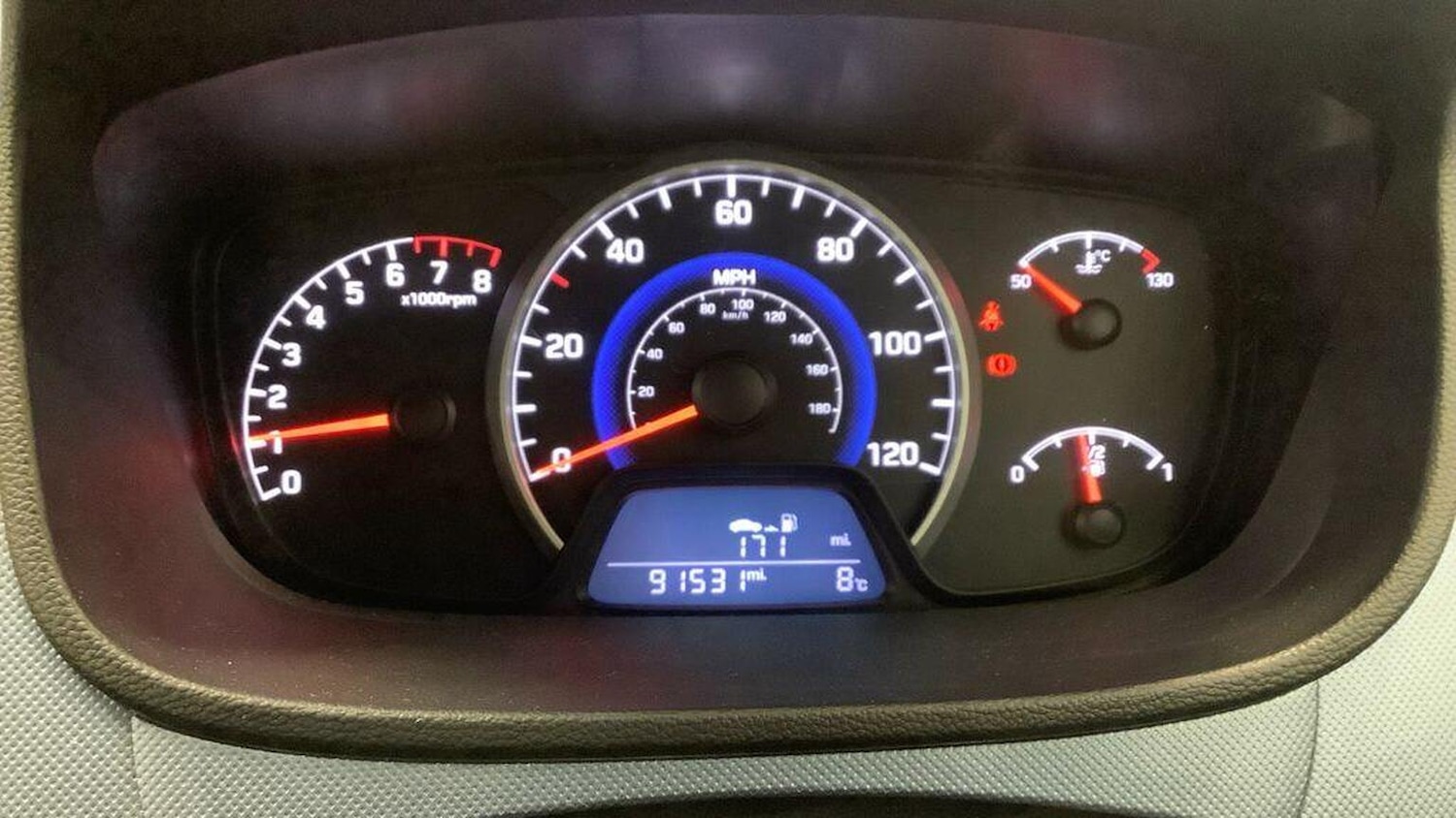 Used Hyundai i10 2015 for sale - 77584631: Photo 11