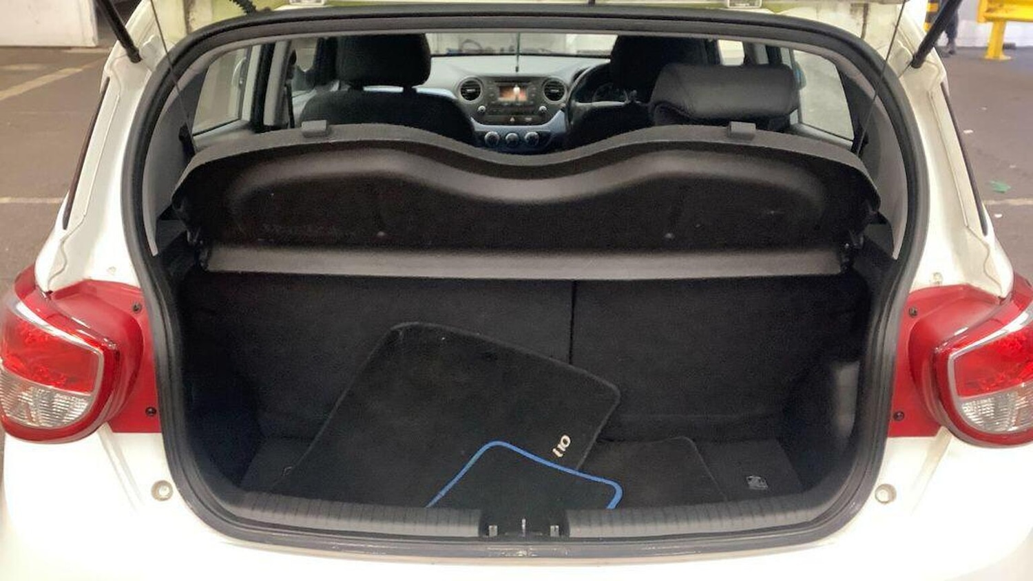 Used Hyundai i10 2015 for sale - 77584631: Photo 8