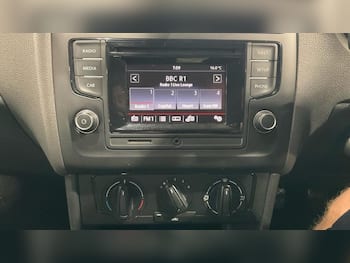 Used Volkswagen Polo 2015 for sale - 79746465: Photo