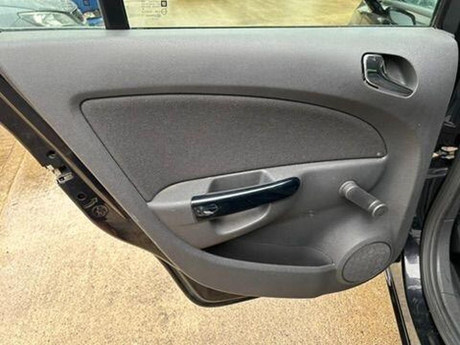 Used Vauxhall Corsa 2011 for sale - 77707143: Photo 26