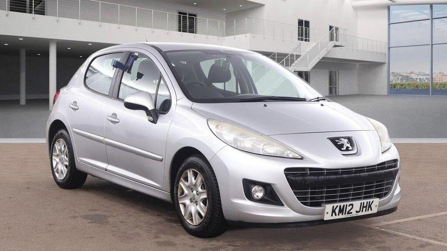 Used Peugeot 207 2012 for sale - 77906673: Photo 2