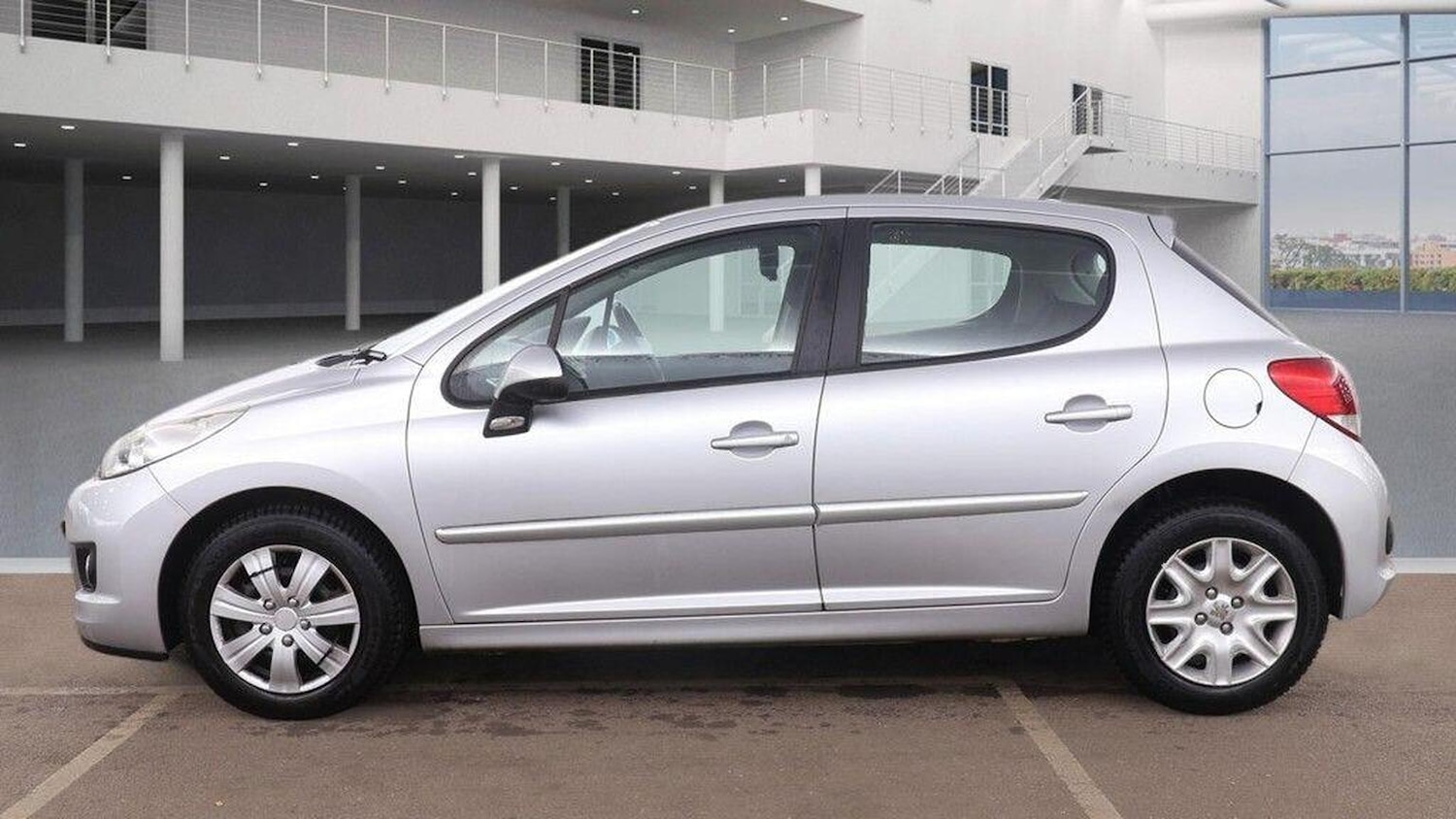 Used Peugeot 207 2012 for sale - 77906673: Photo 8