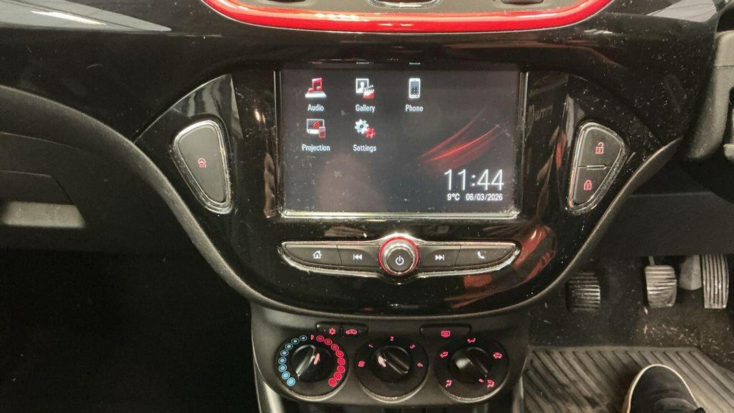 Used Vauxhall Corsa 2016 for sale - 78045515: Photo 4