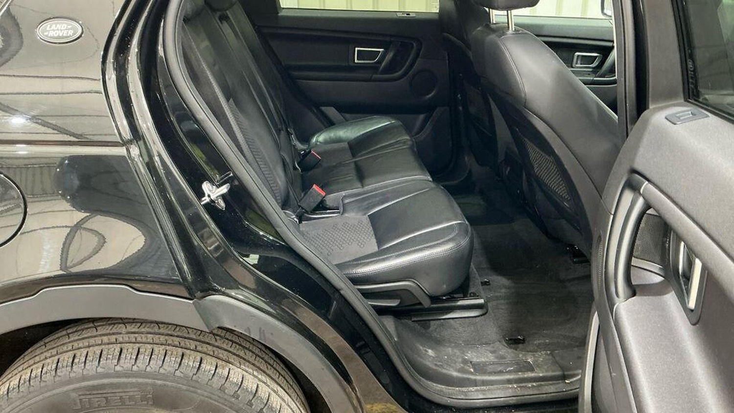 Used Land Rover Discovery Sport 2017 for sale - 77721363: Photo 12