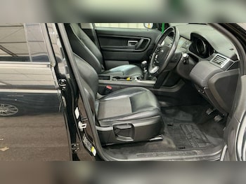 Used Land Rover Discovery Sport 2017 for sale - 77721363: Photo