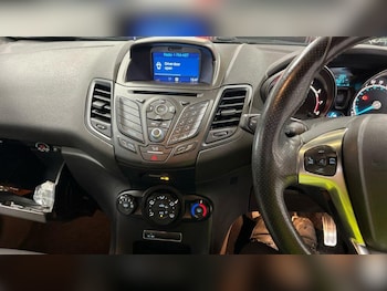 Used Ford Fiesta 2017 for sale - 78794603: Photo