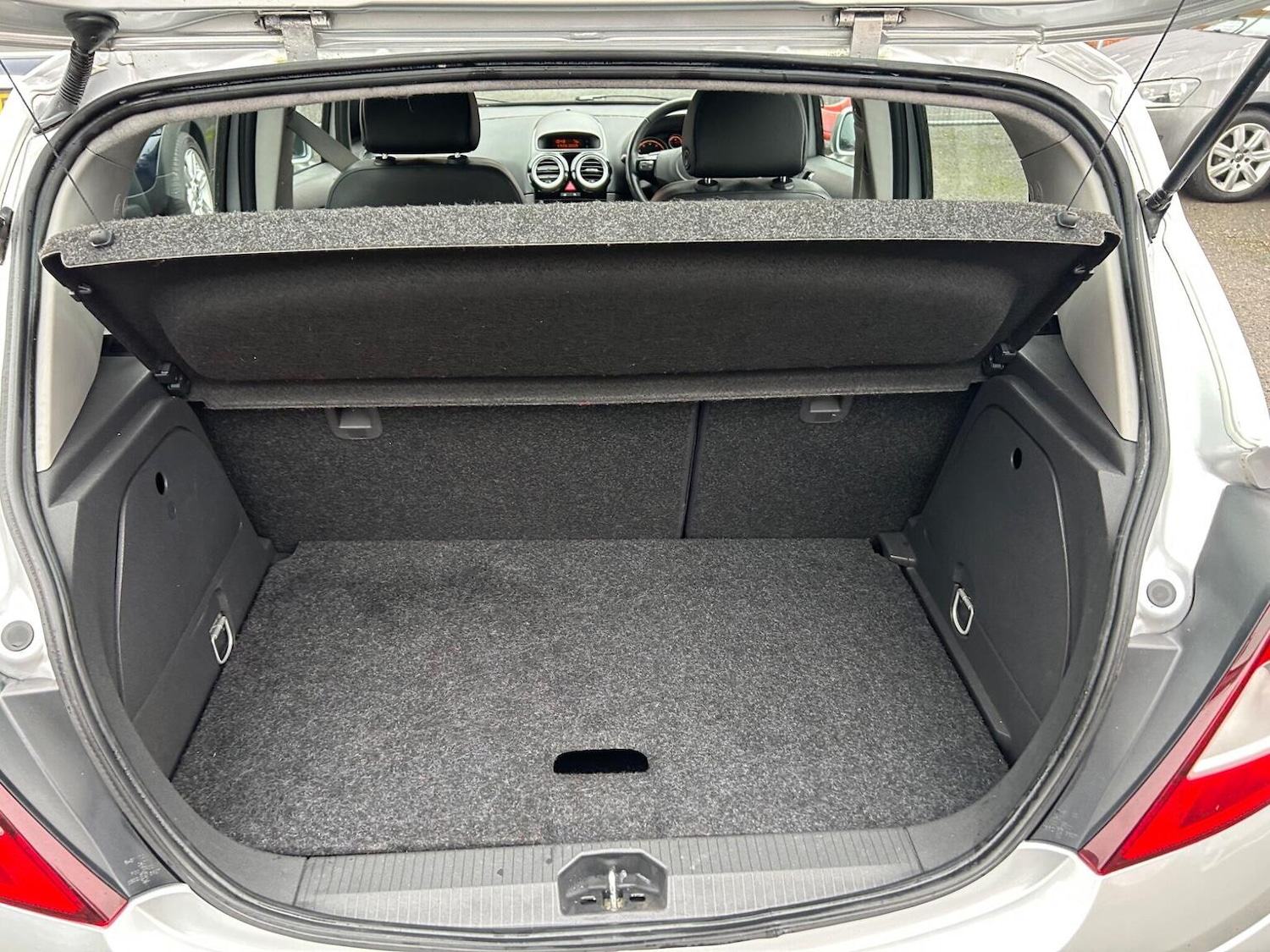 Used Vauxhall Corsa 2008 for sale - 77251139: Photo 38