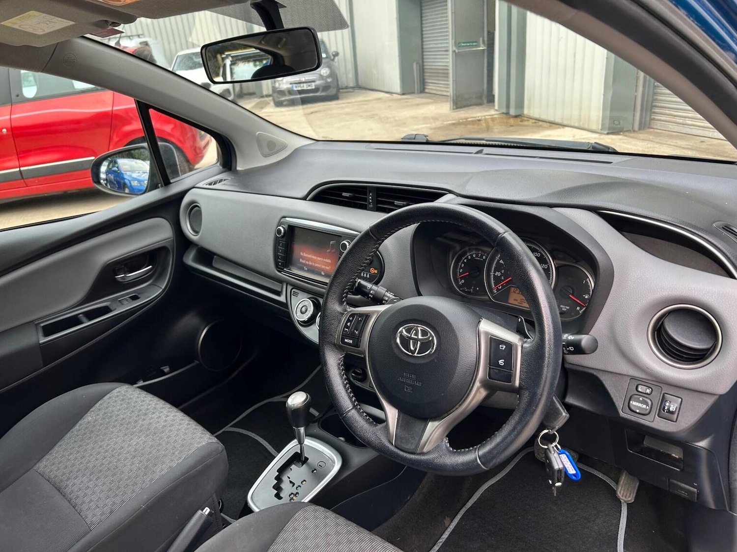 Used Toyota Yaris 2015 for sale - 77584437: Photo 12
